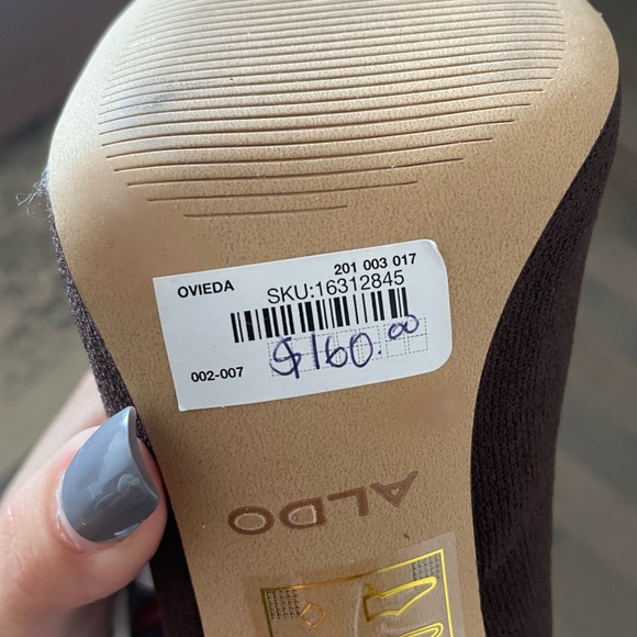 Size 7.5 Aldo Boots - Picture 3 of 3